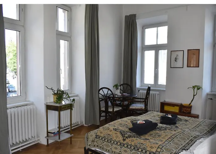 Vintage House - Lgbtq & Female Friendly Pansiyon
